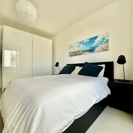 2 Bedroom In St Pauls Bay Апартаменты