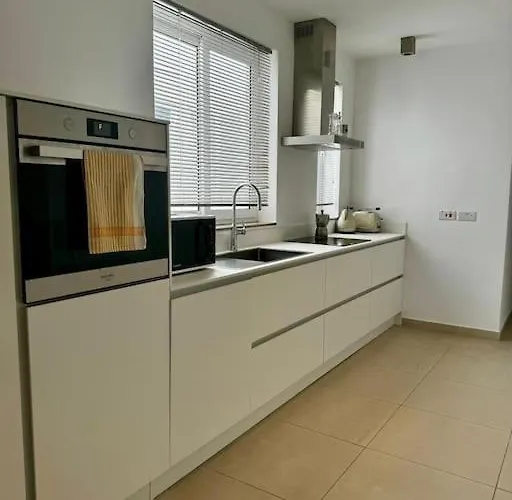 2 Bedroom In St Pauls Bay *